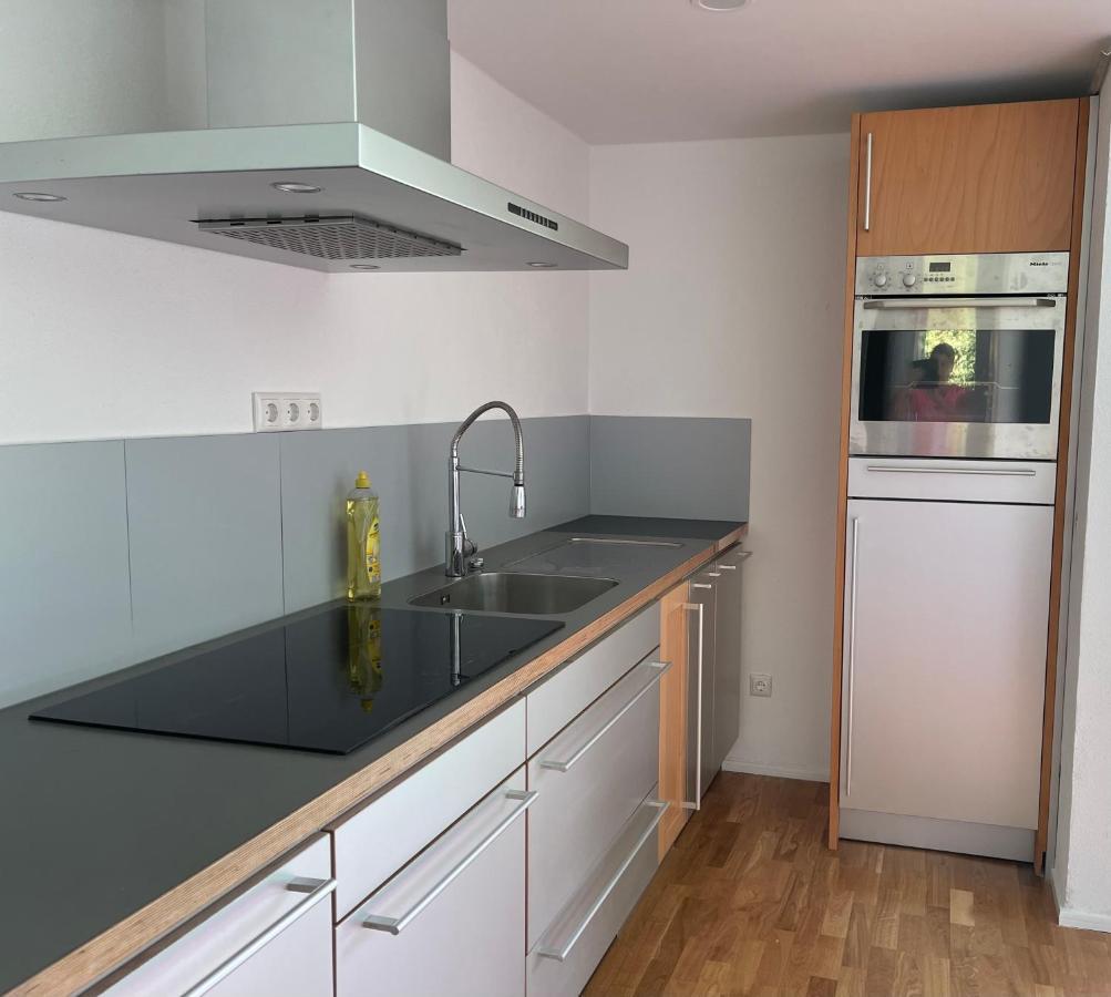 לנדשט Bungalow In Ruhiger Siedlung Mit Stellplatz מראה חיצוני תמונה